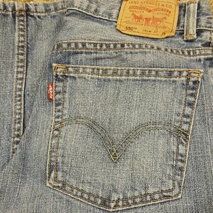 Levi's 18 slim.  27x29. Relaxed fir slim 550