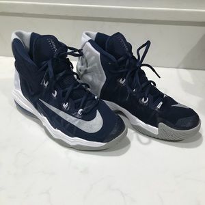 Nike Air Max basketball shoes
