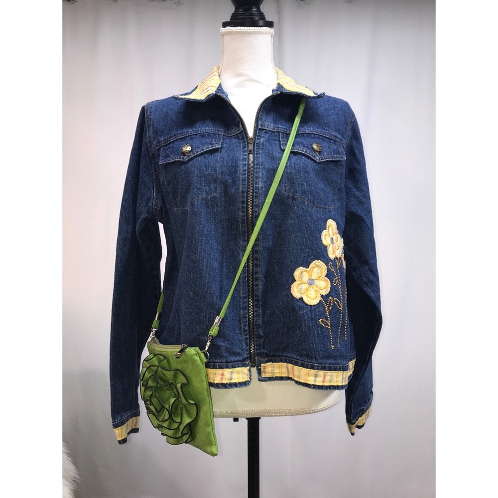 Cute Zip Up Jean Jacket
