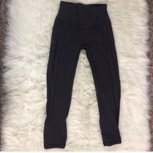 lulu lemon black tights size 2