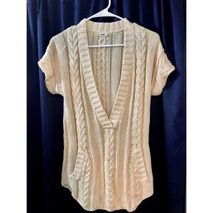 ✨Cableknit short sleeve cream sweater w/Pockets!✨
