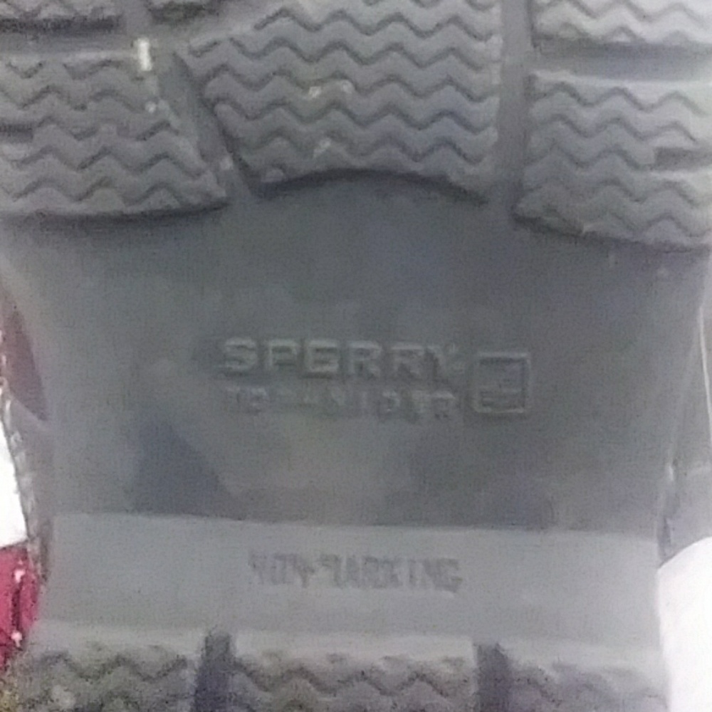 Shoes - Picture 4 of 5