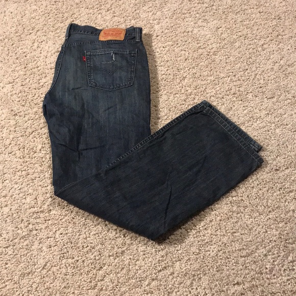 Levi’s - Picture 3 of 4