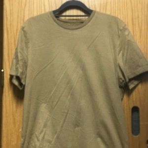 Short sleeve t-shirt