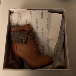 NEW IN BOX Bamboo Booties