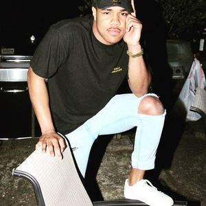 Meet your Posher, Dontrell