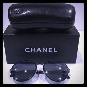 Chanel Black/Gunmetal Sunglasses 4206 353/26