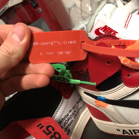 Air Jordan 1 off white size 10 worn - Picture 7 of 8