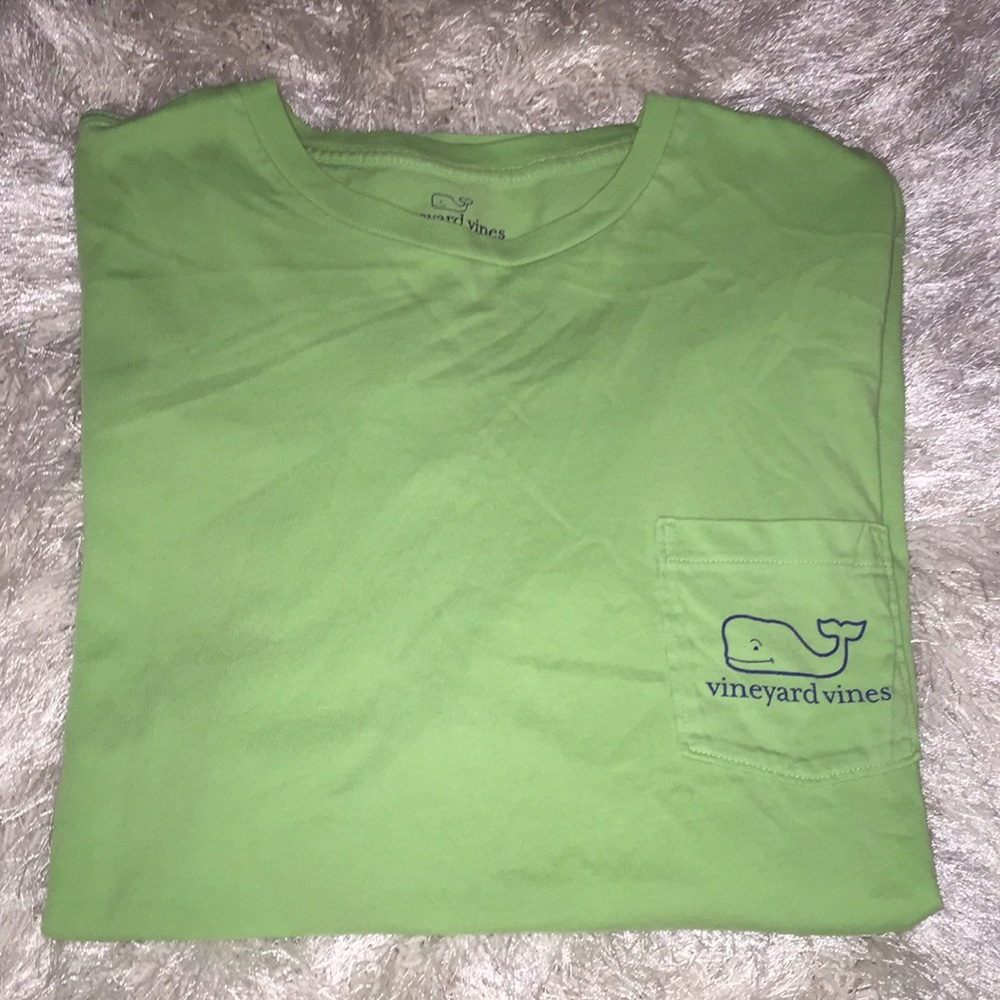 Vineyard Vines golf t shirt