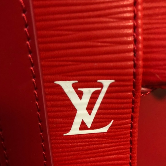 Louis Vuitton x Supreme backpack - Picture 5 of 8