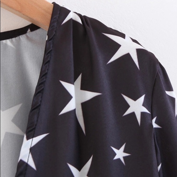 * LAST ONE * open front star top - Picture 4 of 5