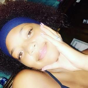 Meet your Posher, Ta'nayzia