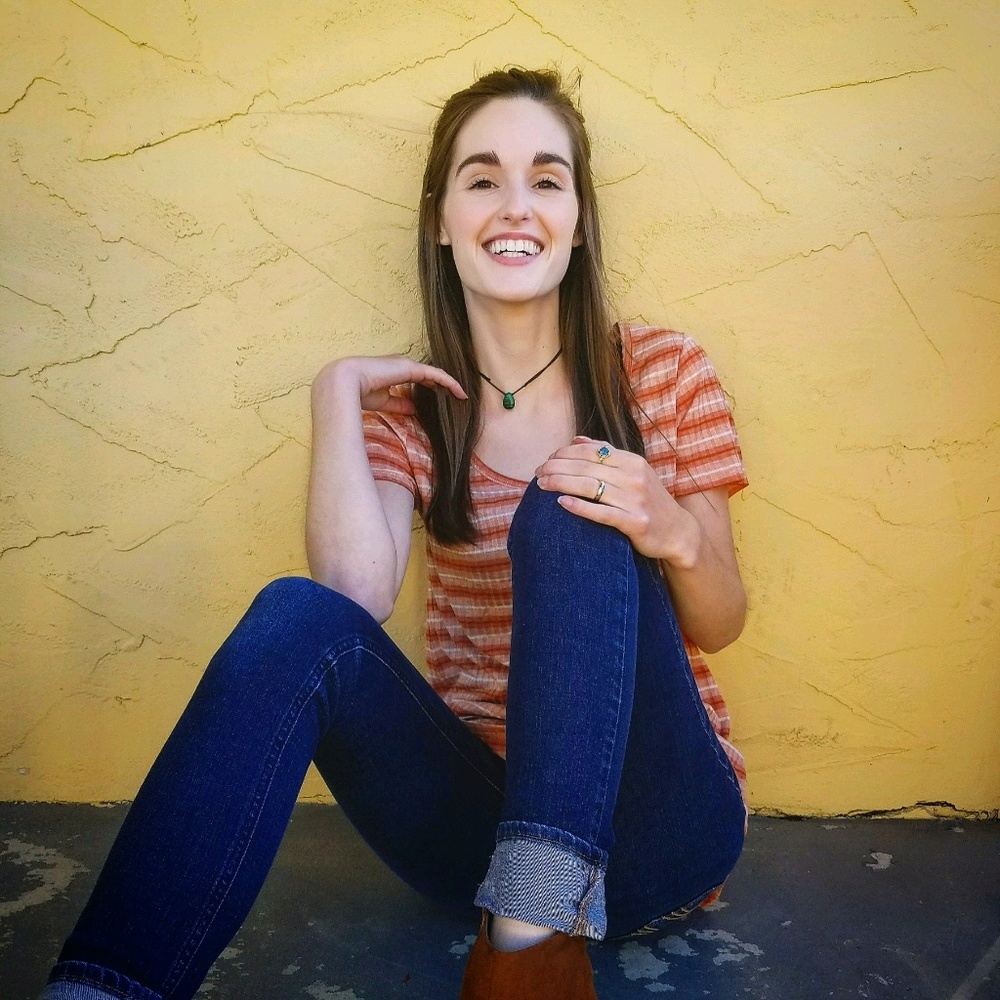 Meet your Posher, Madeline