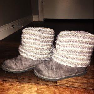 Girl’s winter boots