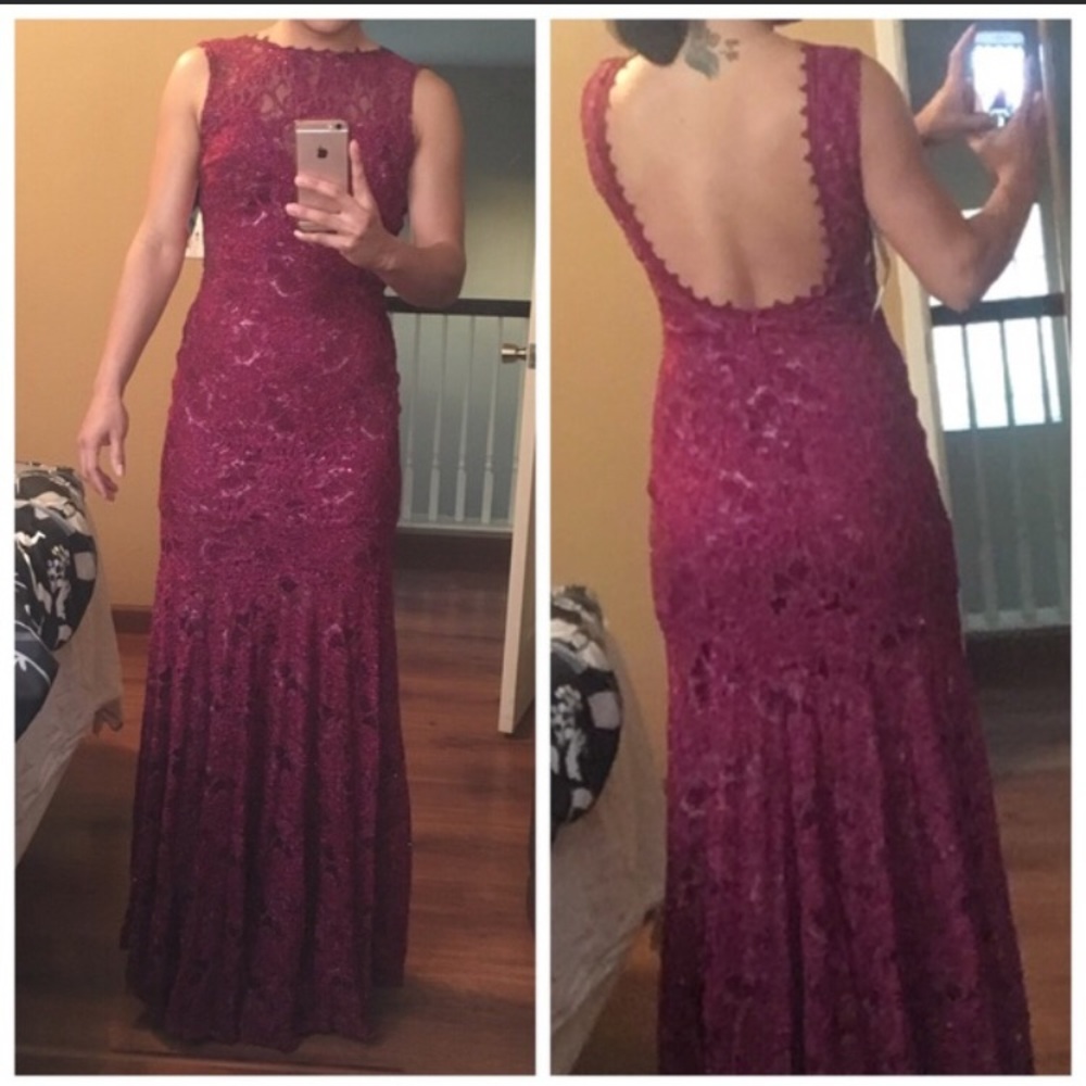 Formal backless dress