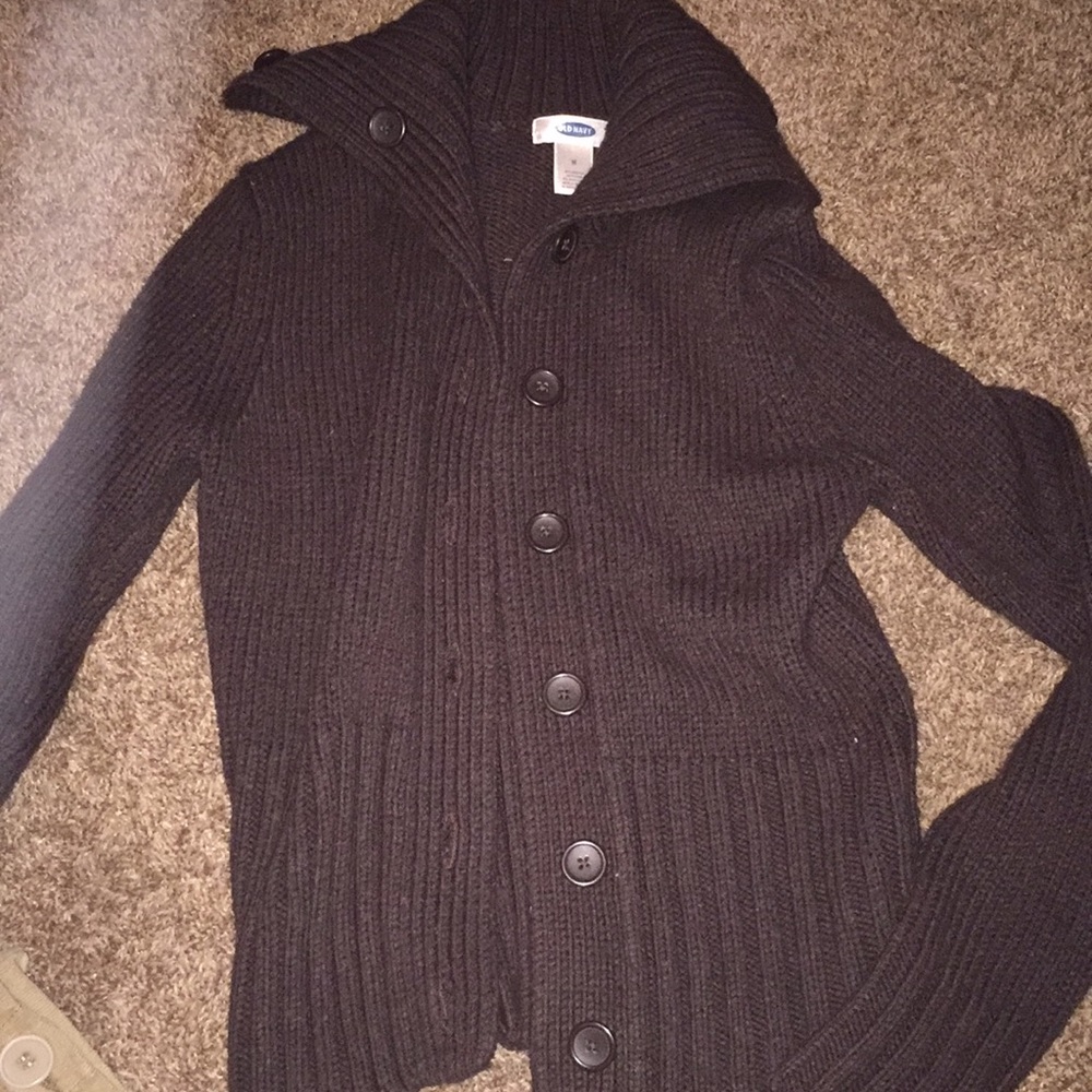 Old navy size medium button up sweater