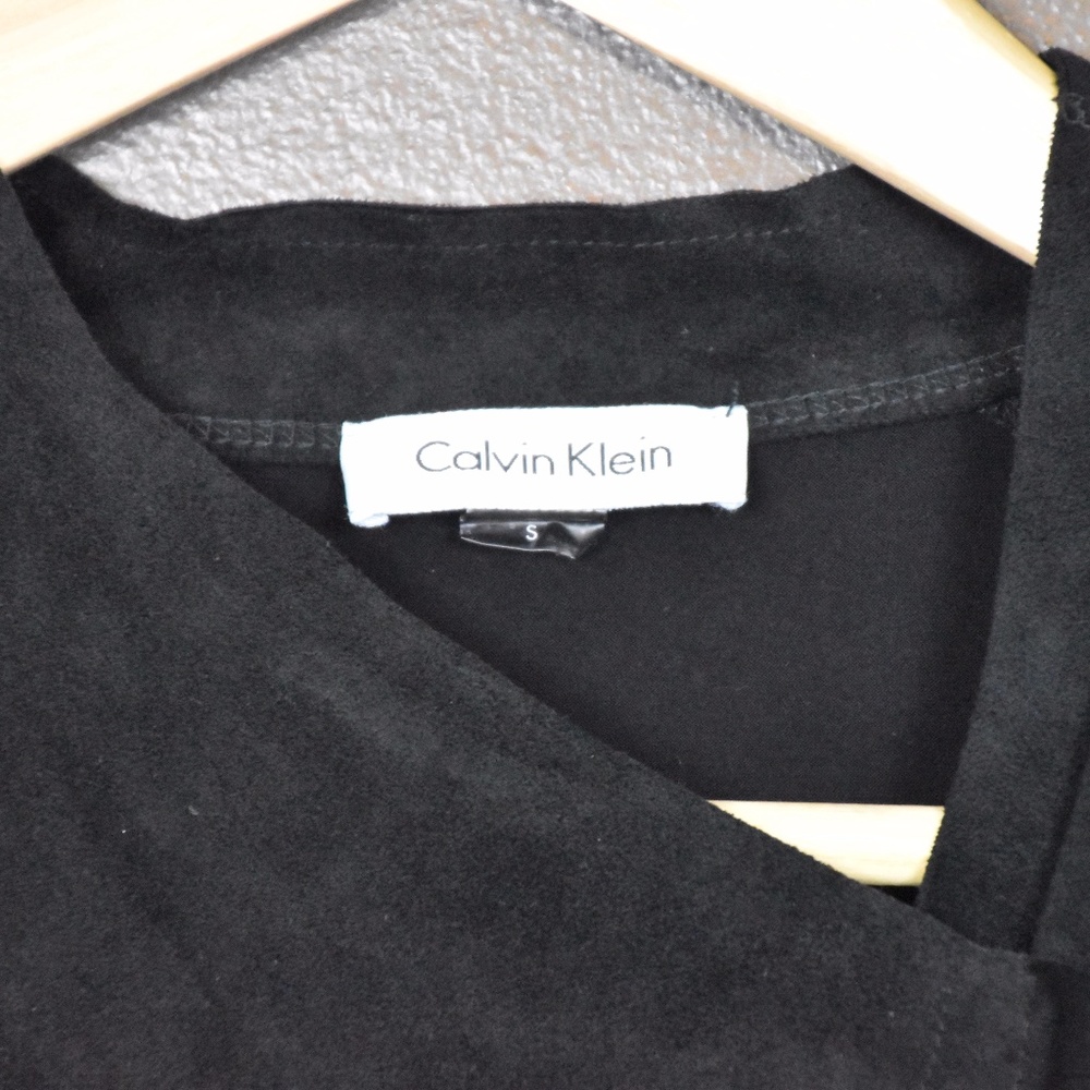 Women's CALVIN KLEIN Faux Suede, Size Small - Picture 3 of 5