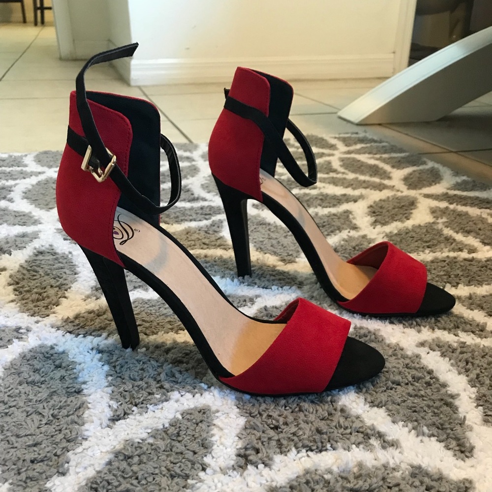 Red and black heel! Brand new! Never worn