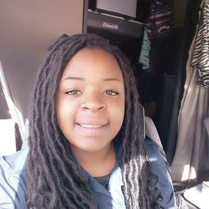 Meet your Posher, Latesha