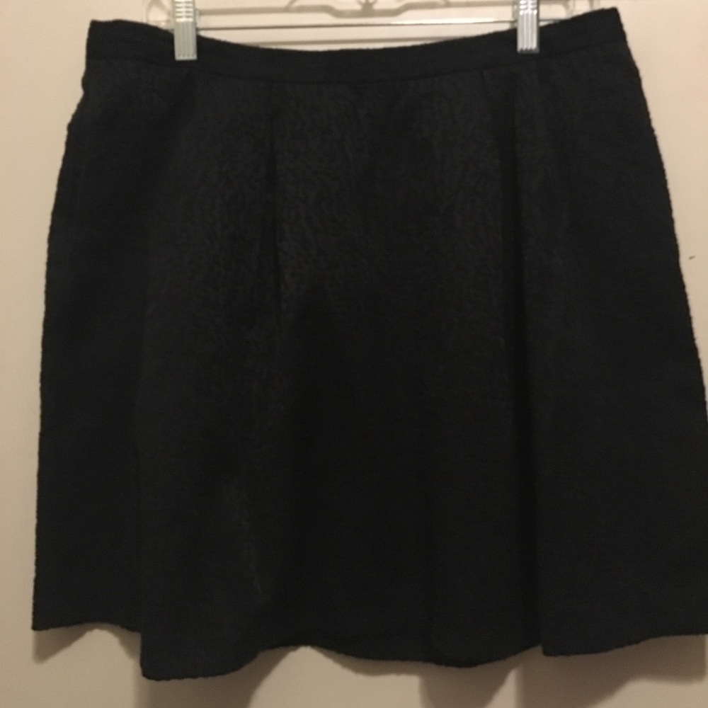 H&M Mini black skirt