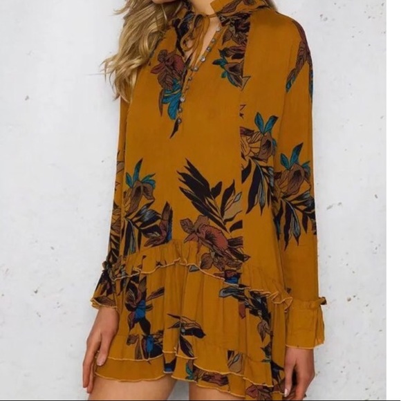 ⭐️A-Lined Ruffled Dress 🌟 - Picture 5 of 8