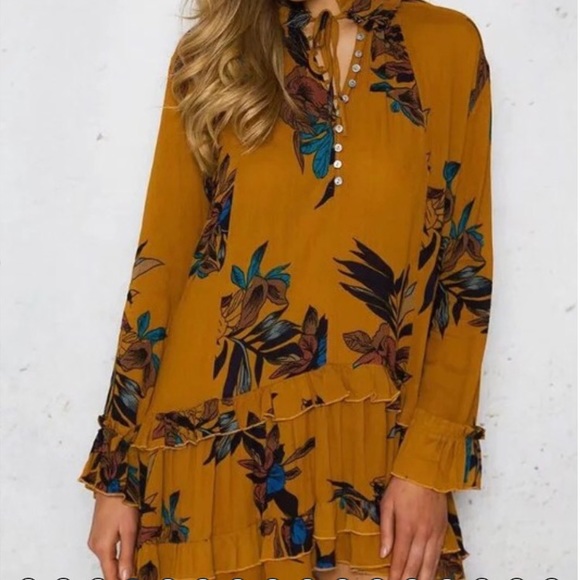 ⭐️A-Lined Ruffled Dress 🌟 - Picture 4 of 8