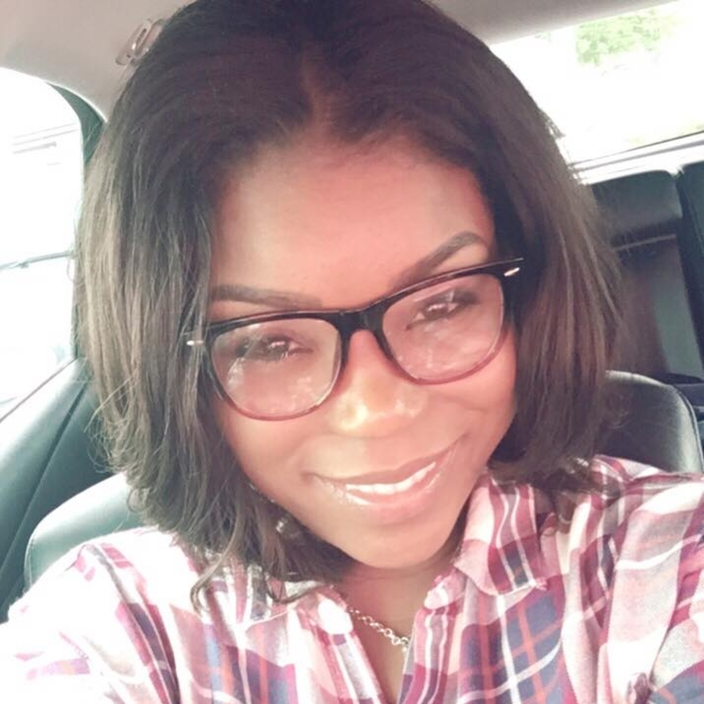 Meet your Posher, Shakira