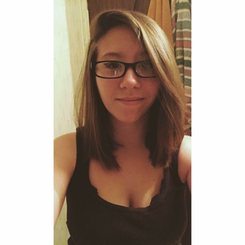 Meet your Posher, Nikita