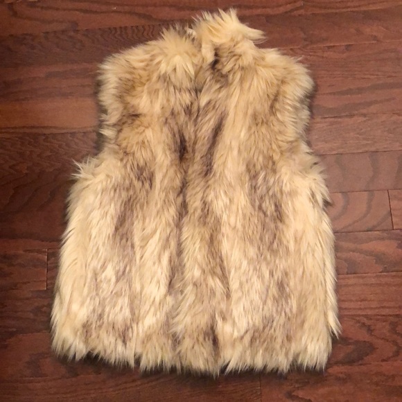 Top Shop Tops - Fur Vest!