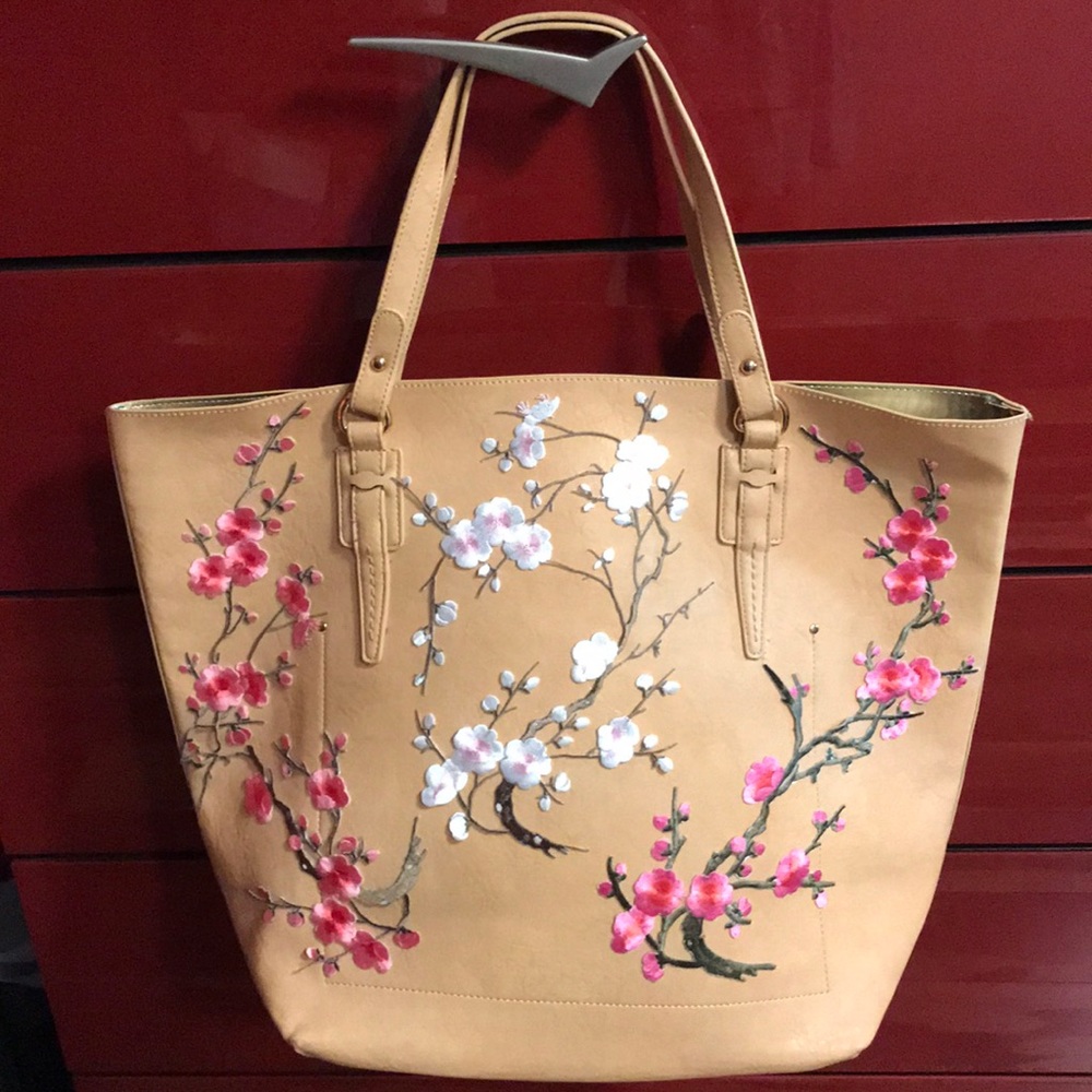 Bag Never-full vegan leather! Brand new!