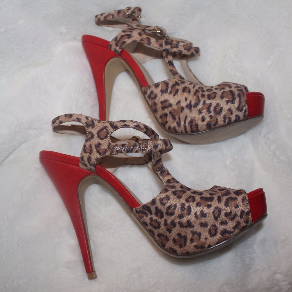 Super Sexy Leopard Platforms