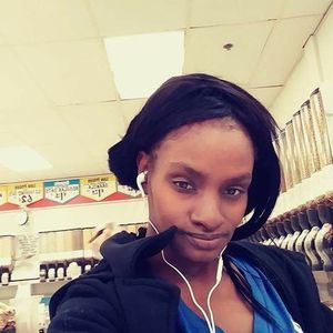 Meet your Posher, Ramona