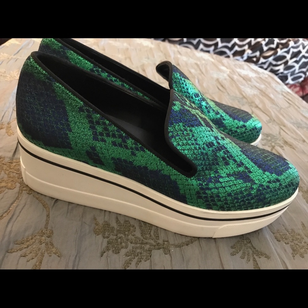 Chunky platform sneakers