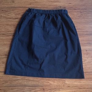 🌻2for$10 GAP navy skirt