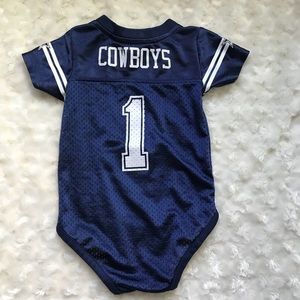 Dallas cowboy one-piece baby outfit with snaps 9m