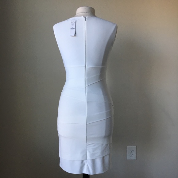 tiered instantly slimming dress size 6 - Picture 2 of 4