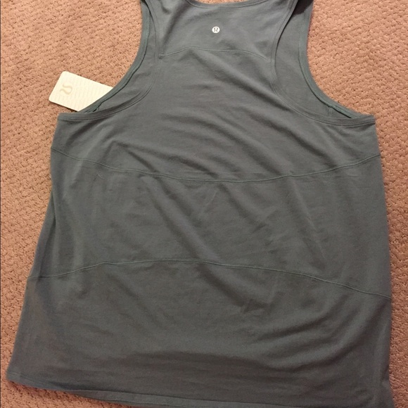 Lululemon Teal Tank Size 10 - Picture 3 of 4