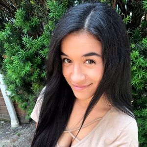 Meet your Posher, Jade