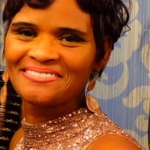 Meet your Posher, Desiree