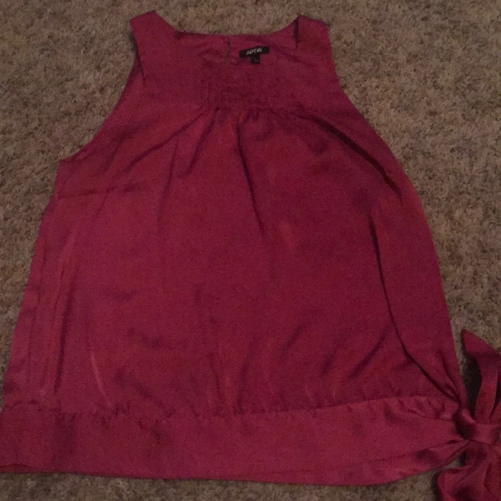 Apt 9 Large Cranberry cute shirt