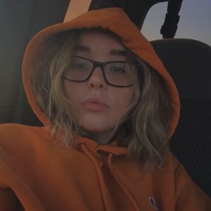 Meet your Posher, Cecilia