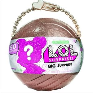 LOL BIG SURPRISE BALL