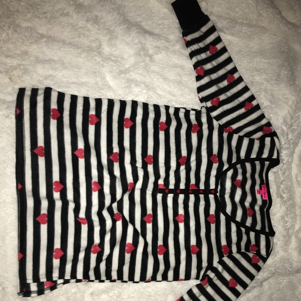 striped pajama top
