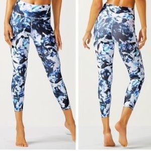 Fabletics Monarch 7/8 Lisette high waist leggings
