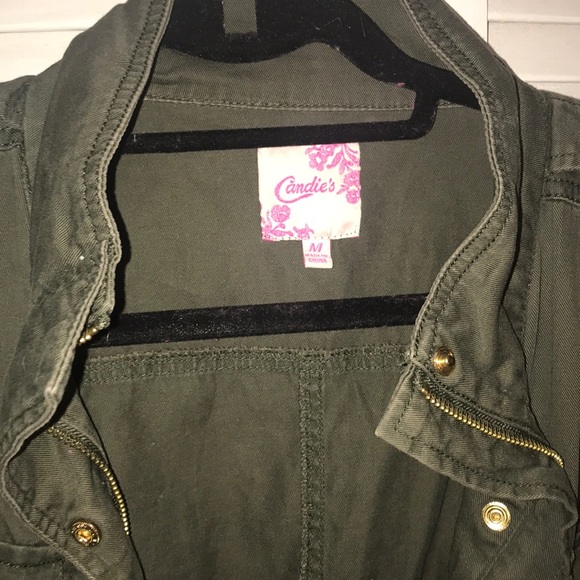 Army green jacket SIZE M worn once - Picture 2 of 3