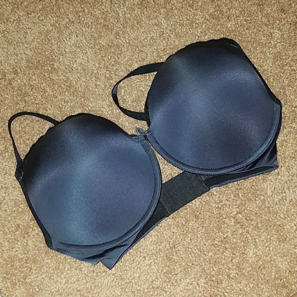 NWOT Black pushup bra