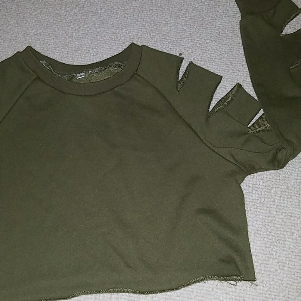 Crop sweater