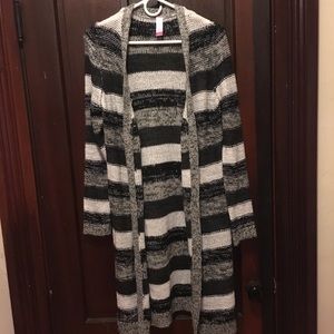 Long cardigan sweater