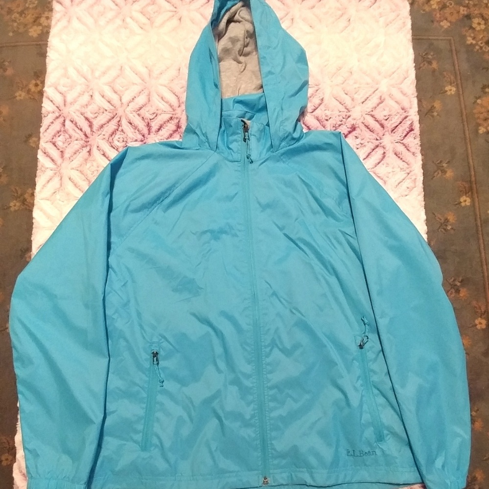 L.L. Bean Rain Jacket ☔☁