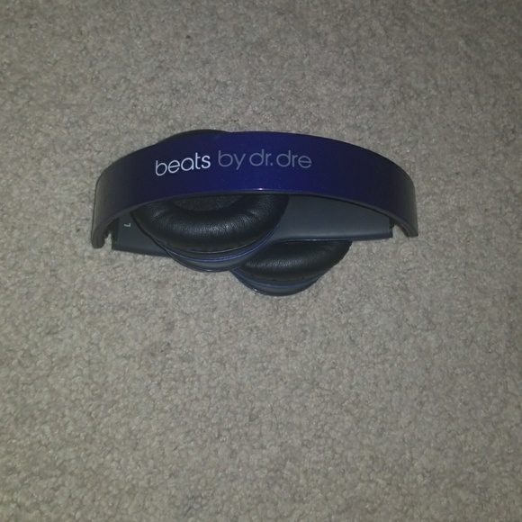 Beats by Dre solo - Picture 2 of 3